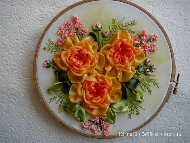 Красота из лент. Вышивка Людмилы Дейнеко