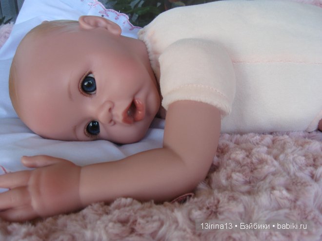 Очаровательный глазастик от Адора