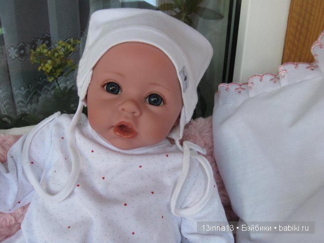 Очаровательный глазастик от Адора