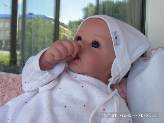 Очаровательный глазастик от Адора