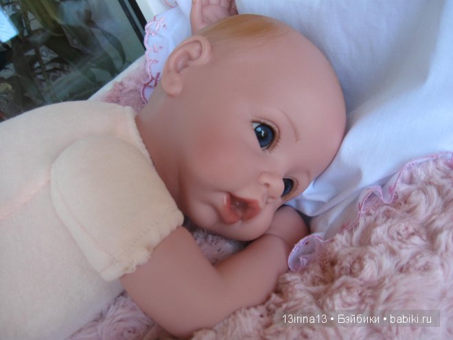 Очаровательный глазастик от Адора