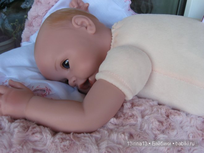 Очаровательный глазастик от Адора