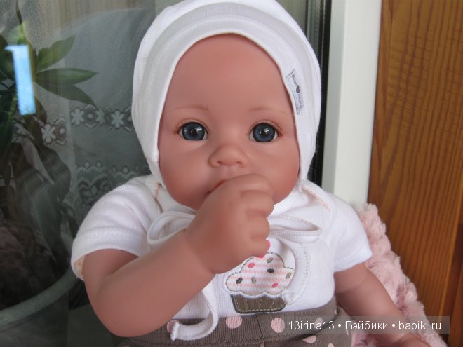 Очаровательный глазастик от Адора