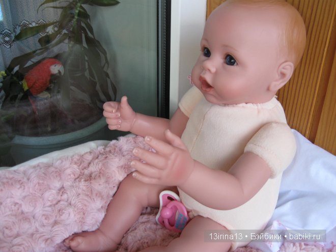 Очаровательный глазастик от Адора