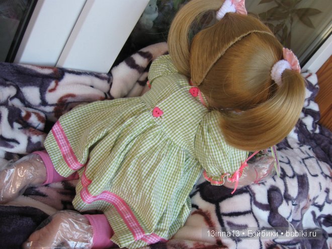 Адорочка с забавными хвостиками