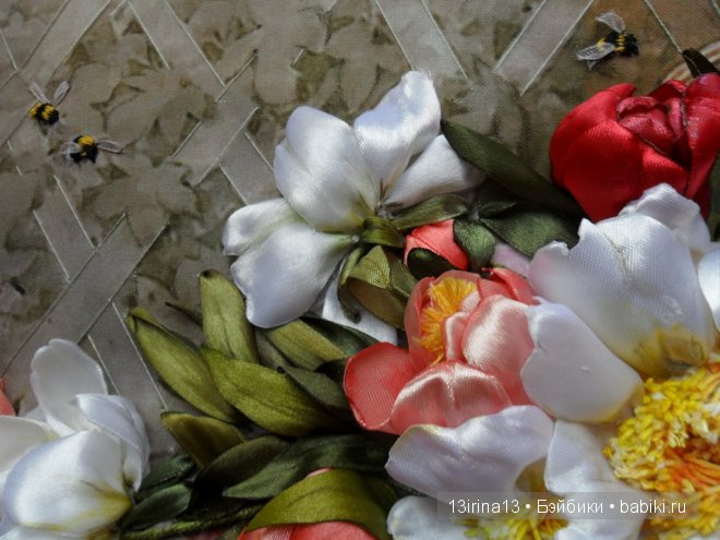 Вновь красивые работы! Вышивание картин шёлковыми лентами