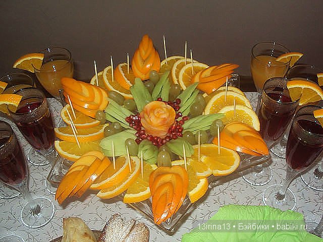 Последние приготовления к встрече Нового года! Праздничный стол))