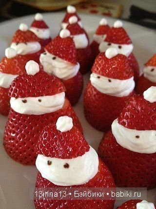 Последние приготовления к встрече Нового года! Праздничный стол))