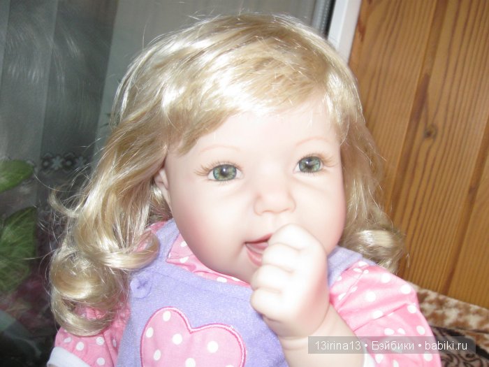 Белокурый гномик с изумрудными глазками, Lee Middleton