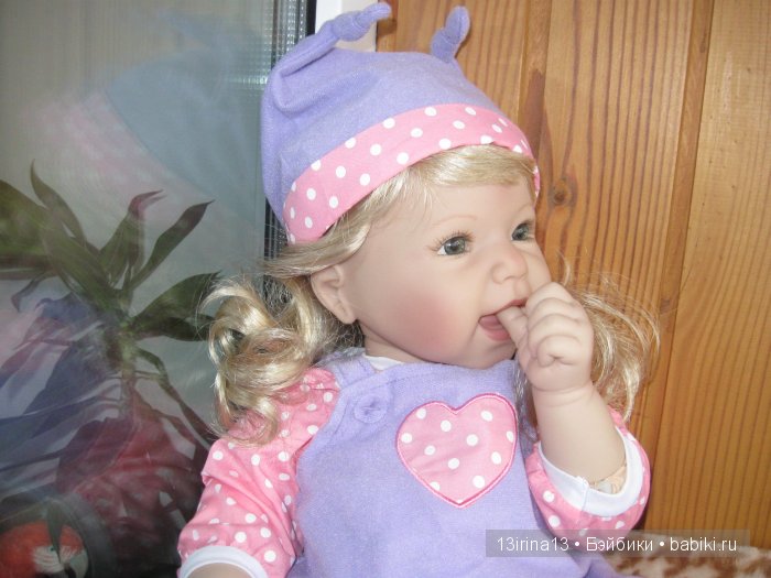 Белокурый гномик с изумрудными глазками, Lee Middleton