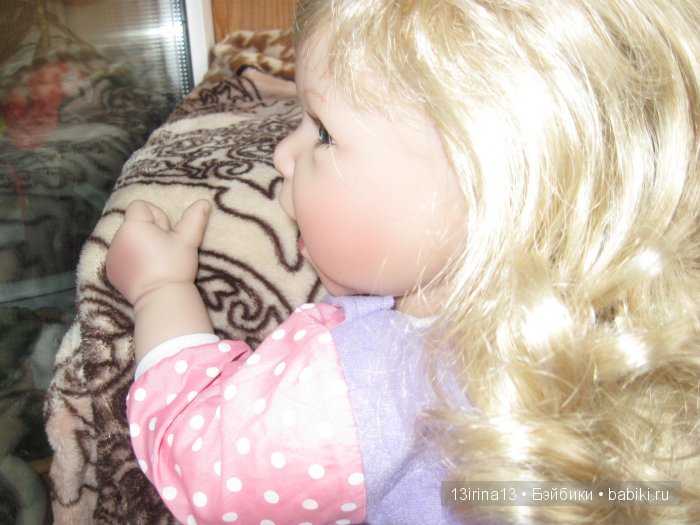 Белокурый гномик с изумрудными глазками, Lee Middleton