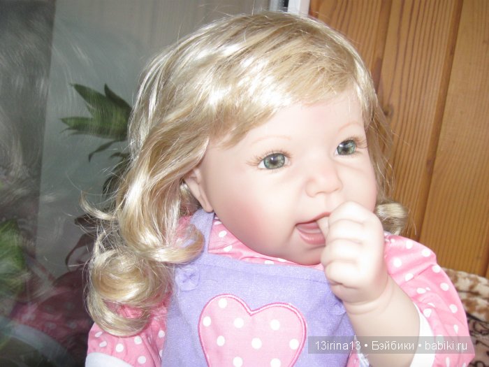 Белокурый гномик с изумрудными глазками, Lee Middleton