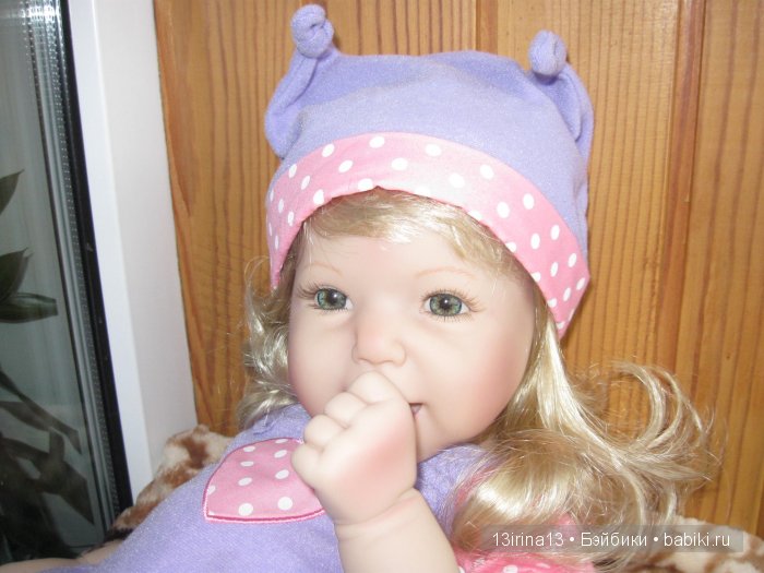 Белокурый гномик с изумрудными глазками, Lee Middleton