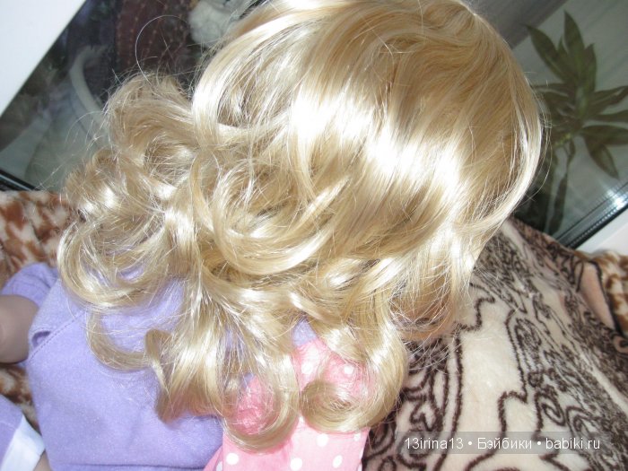 Белокурый гномик с изумрудными глазками, Lee Middleton