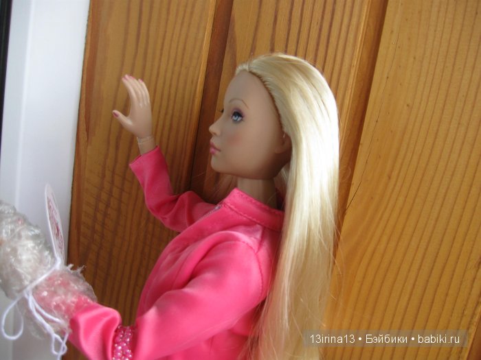 Блондинка в законе Madame Alexander