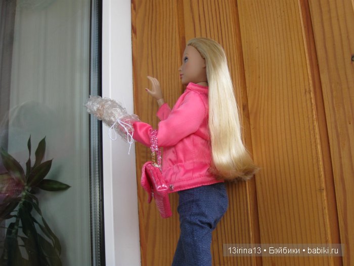 Блондинка в законе Madame Alexander