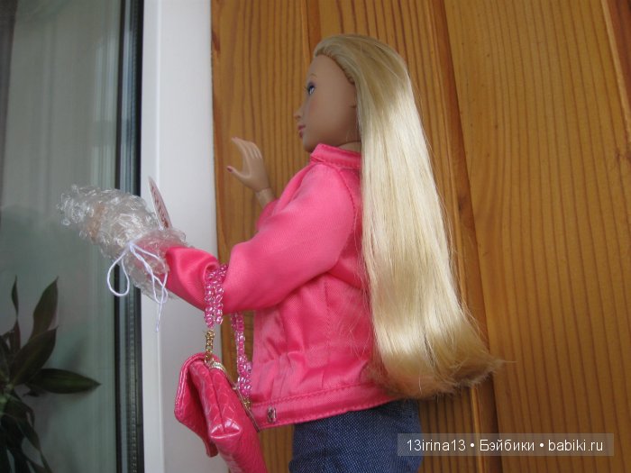 Блондинка в законе Madame Alexander