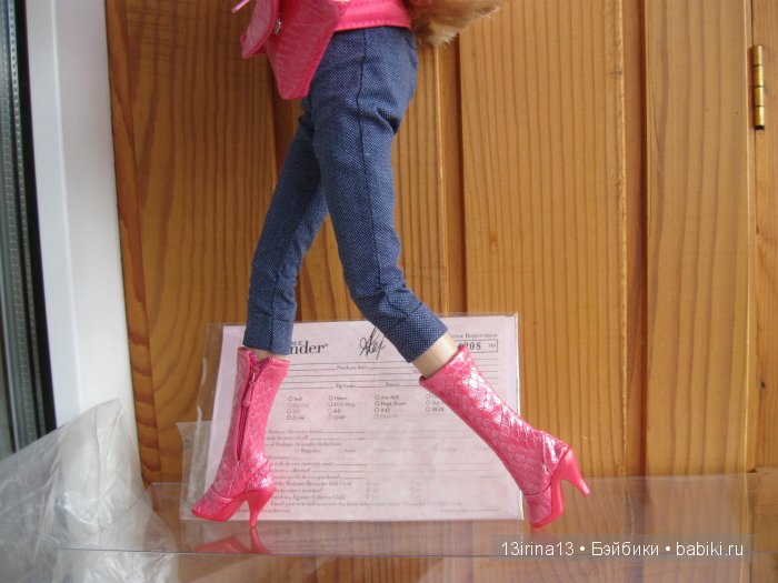 Блондинка в законе Madame Alexander