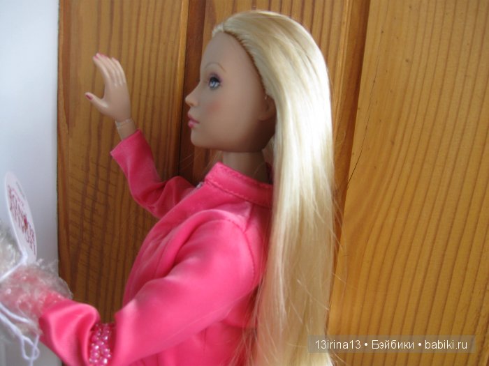 Блондинка в законе Madame Alexander