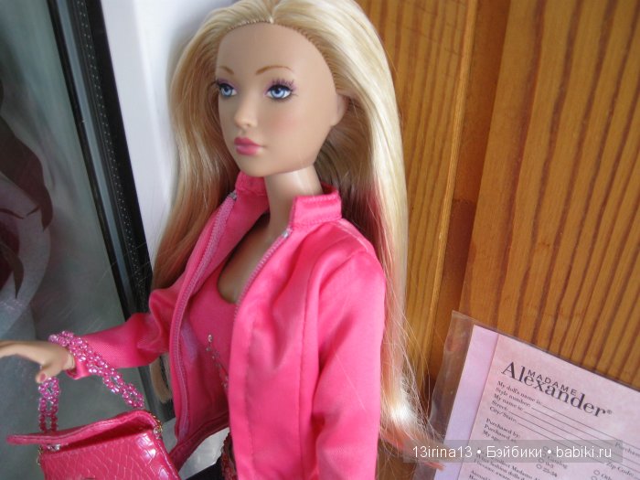 Блондинка в законе Madame Alexander