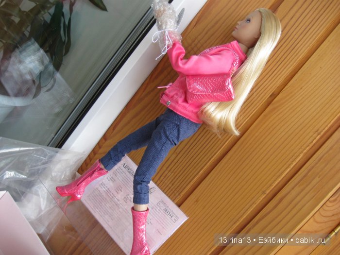 Блондинка в законе Madame Alexander