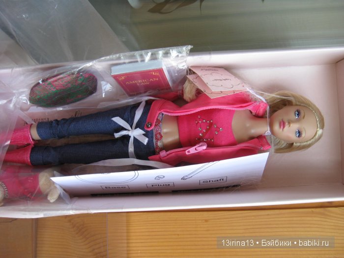 Блондинка в законе Madame Alexander