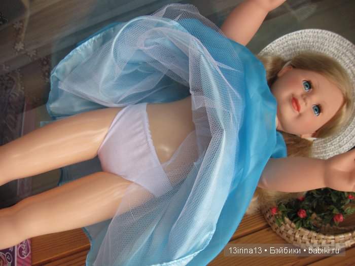 Большая красивая девочка Милана фабрики "Весна"