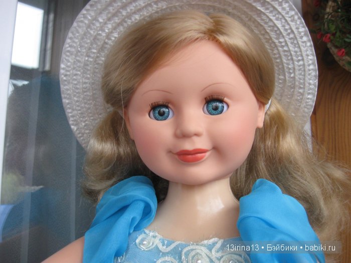 Большая красивая девочка Милана фабрики "Весна"