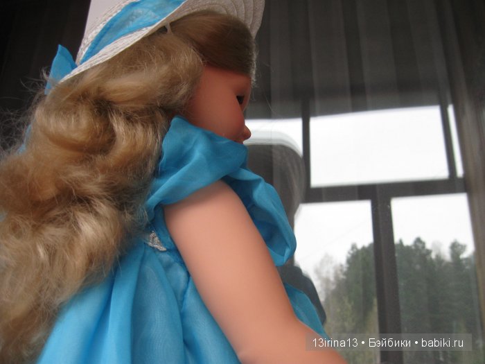 Большая красивая девочка Милана фабрики "Весна"