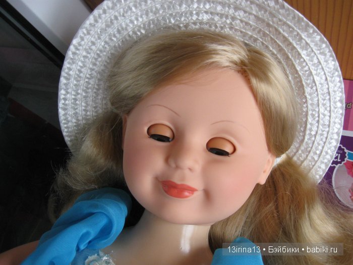 Большая красивая девочка Милана фабрики "Весна"