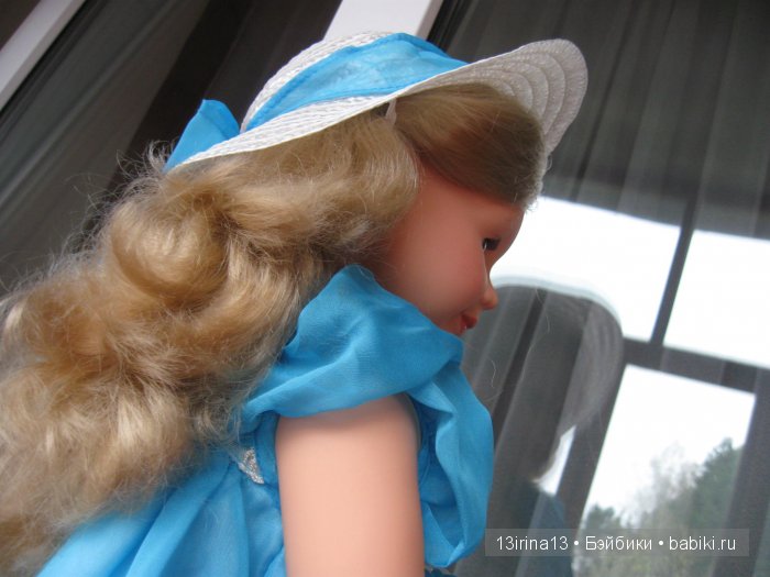 Большая красивая девочка Милана фабрики "Весна"