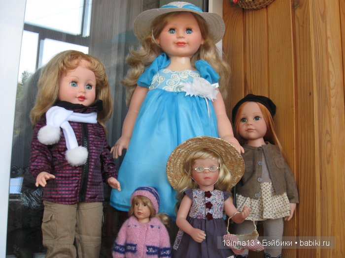 Все вместе. Куклы Людмила и Милана фабрики "Весна" с малышками других брендов