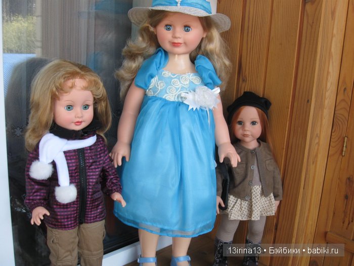 Все вместе. Куклы Людмила и Милана фабрики "Весна" с малышками других брендов