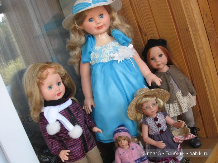 Все вместе. Куклы Людмила и Милана фабрики "Весна" с малышками других брендов