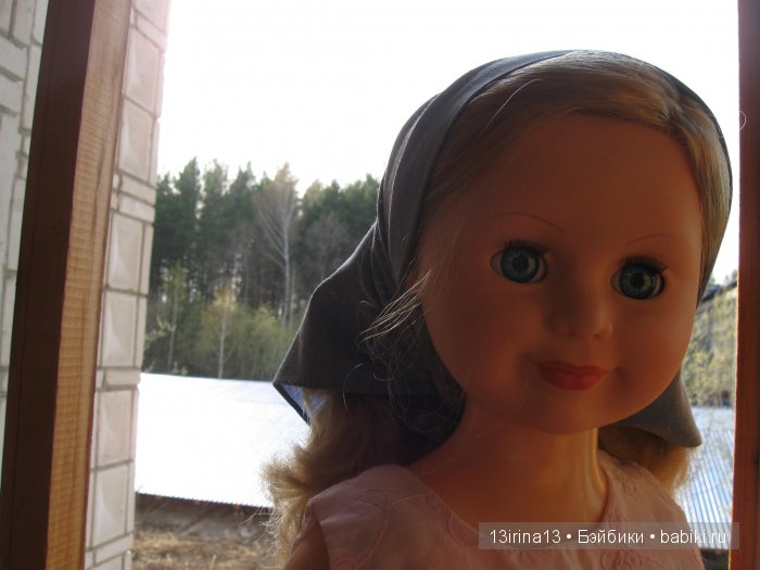 Все вместе. Куклы Людмила и Милана фабрики "Весна" с малышками других брендов