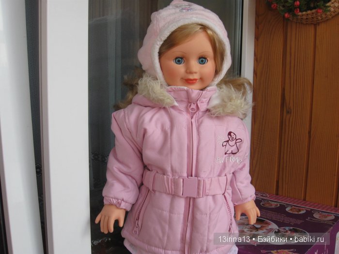 Все вместе. Куклы Людмила и Милана фабрики "Весна" с малышками других брендов