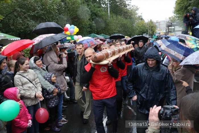 Праздник томича под проливным дождём и неожиданный подарок(1часть)