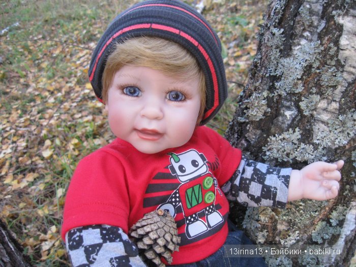 Мальчик Симон, девочка мини-Адорочка и осень