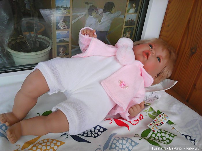 Забавная малышка из Испании. А для меня так мальчиком видится