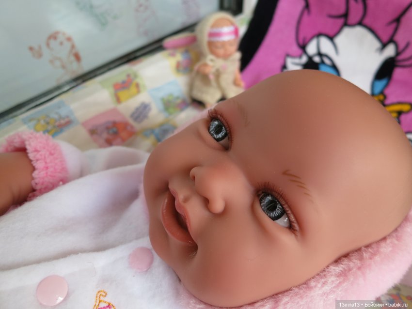 У каждой ляльки по ещё меньшей ляльке