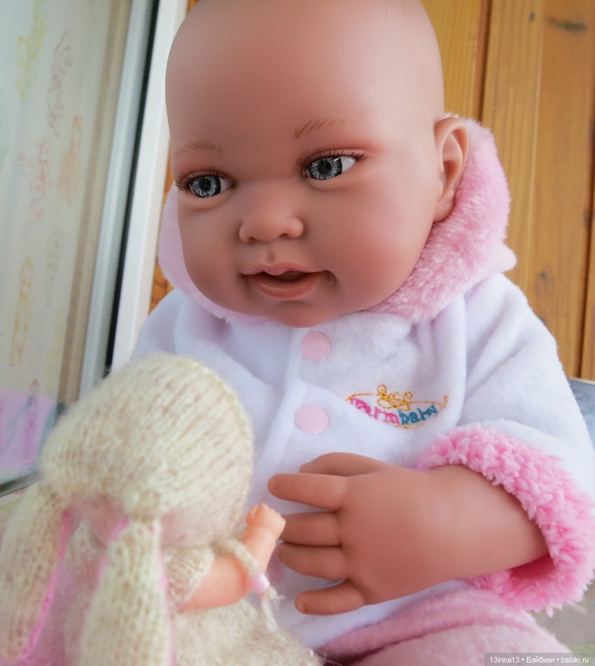 У каждой ляльки по ещё меньшей ляльке