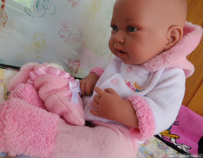 У каждой ляльки по ещё меньшей ляльке