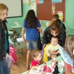 Куклы и дети. Выставка кукол в школе