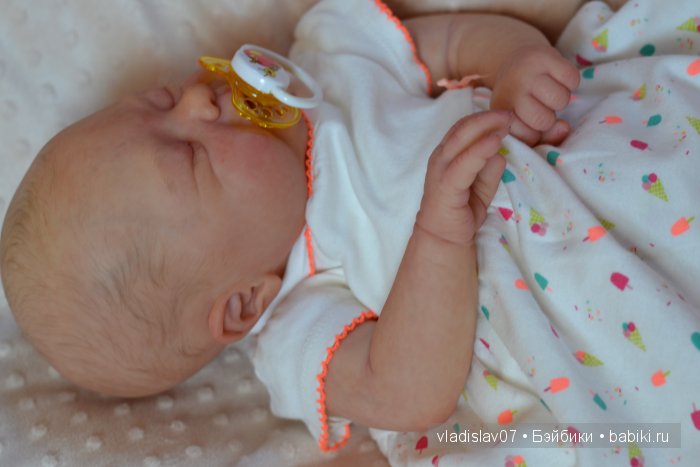 Спящая улыбашечка реборн Lillesol от Sabine Altenkirch