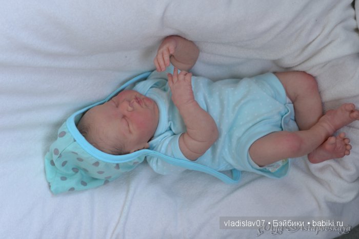 Куколки реборн в образе новорожденных крох