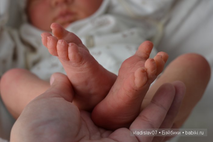 Куколки реборн в образе новорожденных крох