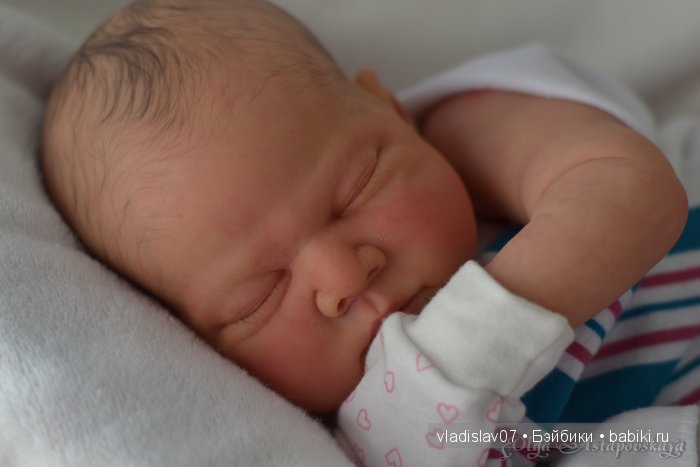 Куколки реборн в образе новорожденных крох