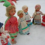 На старт... внимание... март!  или Забавы Берендеев. Как куклы весну встречали