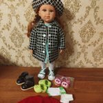 Рыжик с  комплектом одежды и обуви.