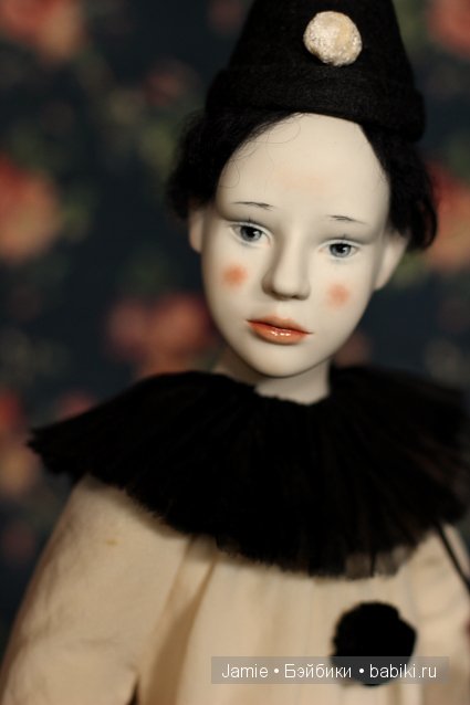 Авторская фарфоровая кукла. Пьеро (фото 4)